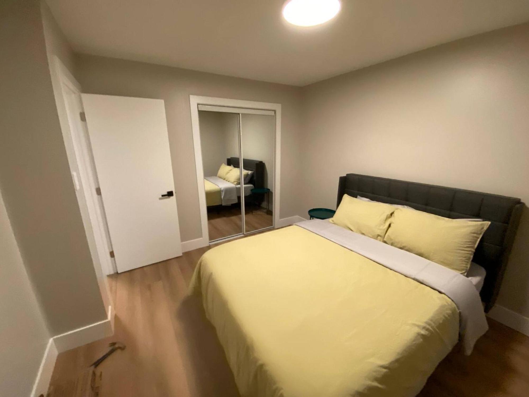 Central 2Br Near Unveristy And Whyte Ave إيدمونتون المظهر الخارجي الصورة